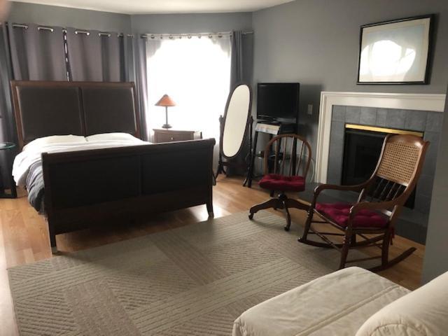Honeysuckle House Hotel Coquitlam Kültér fotó