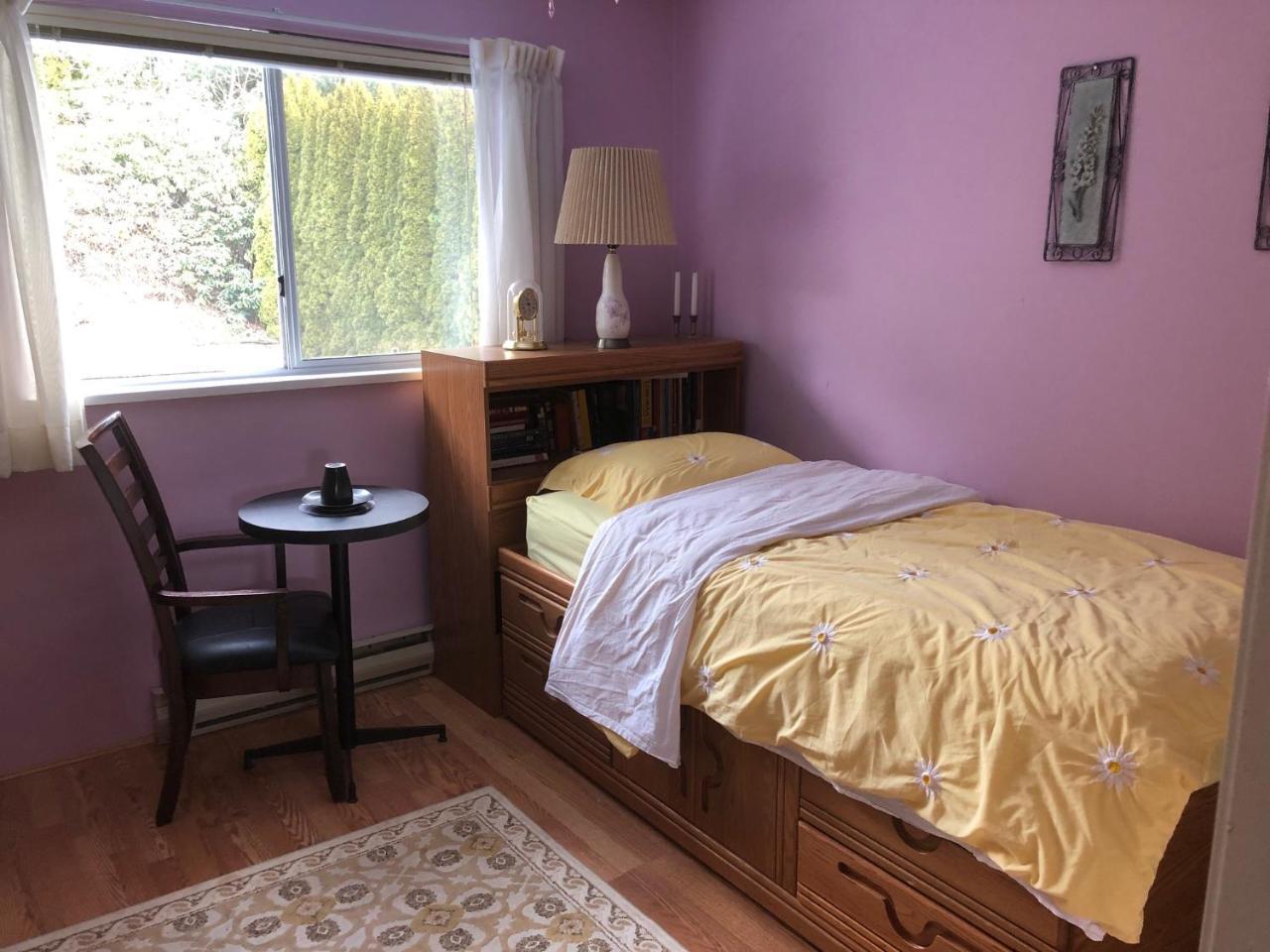 Honeysuckle House Hotel Coquitlam Kültér fotó